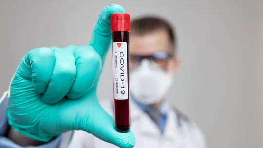 15 nowych ozdrowień i kolejny przypadek zakażenia