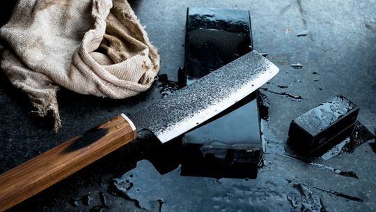 3 noże, które powinny znaleźć się w każdej kuchni – wystarczą, by przygotować wszystko