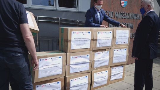 4 tysiące maseczek dla strażaków