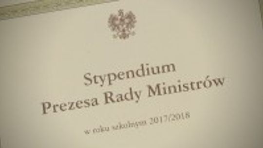 4 uczennice z powiatu pińczowskiego ze stypendiami Prezesa Rady Ministrów