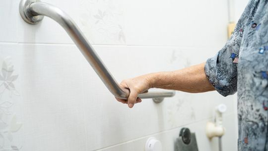 6 najczęstszych błędów przy montażu uchwytów przy prysznicu 6 najczęstszych błędów przy montażu uchwytów przy prysznicu