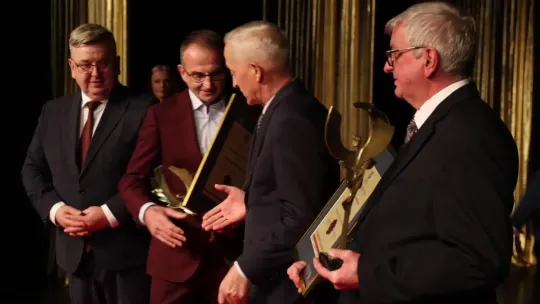 Zasłużeni i Honorowi Obywatele Powiatu Kieleckiego