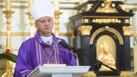 Abp Józef Guzdek: Zmartwychwstanie Chrystusa to fundament naszej wiary