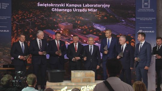 Akt erekcyjny pod budowę Świętokrzyskiego Kampusu Laboratoryjnego GUM podpisany