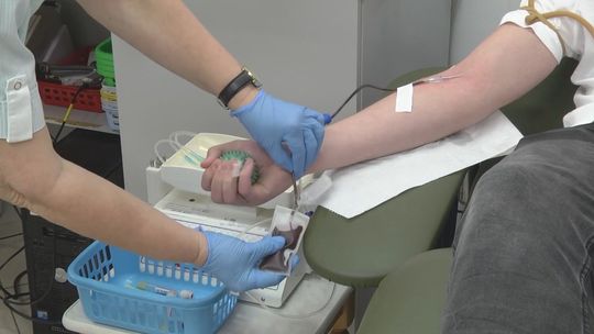 Apel o oddawanie osocza ozdrowieńców wciąż aktualny