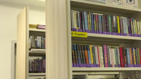 Biblioteka już działa w nowym budynku