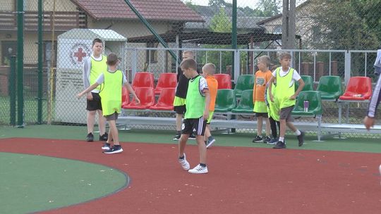 Boisko wielofunkcyjne w Potoku Wielkim już cieszy uczniów