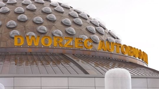 Busy nie odjeżdżają już z tymczasowego dworca autobusowego