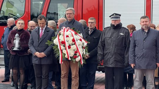 Ciągłość historii - PSL oddaje cześć wielkiemu przywódcy