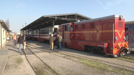 Ciuchcia Ekspres Ponidzie rusza 1 maja!