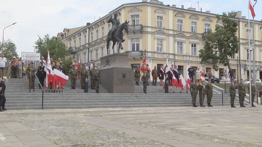 Co roku pokonują historyczną trasę. „Kadrówka” dotarła do Kielc