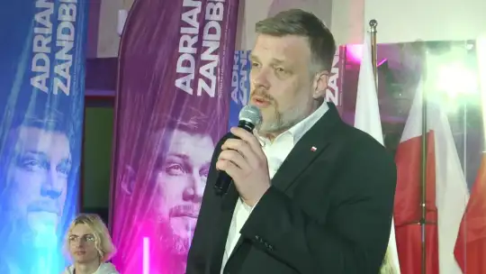 Co zyskał, a co stracił Zandberg, nie biorąc udziału w debacie w Końskich?