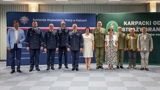 Coraz więcej klas mundurowych w szkołach regionu