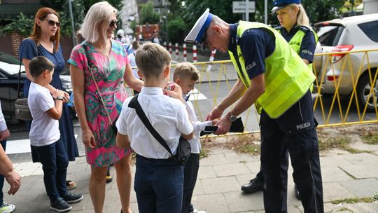 Czy dziecko, które ukończyło 7 lat może iść samodzielnie do szkoły?