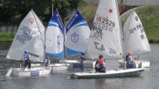 Darmowe szkolenia dla młodych żeglarzy. Zapisy trwają