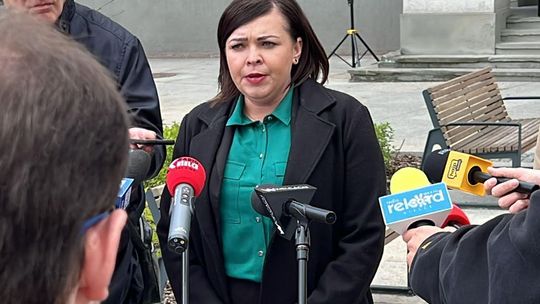 Doświadczony zastępca, suwerenna decyzja