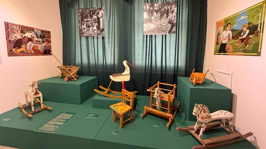 Drewniany świat z duszą - wystawa i warsztaty w Muzeum Zabawek i Zabawy w Kielcach