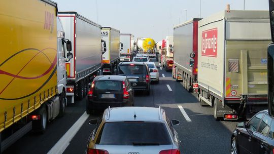 Dużo utrudnień na świętokrzyskich drogach