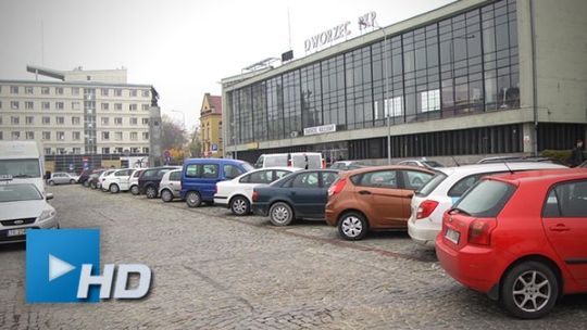 Dworzec tymczasowy na Placu Niepodległości