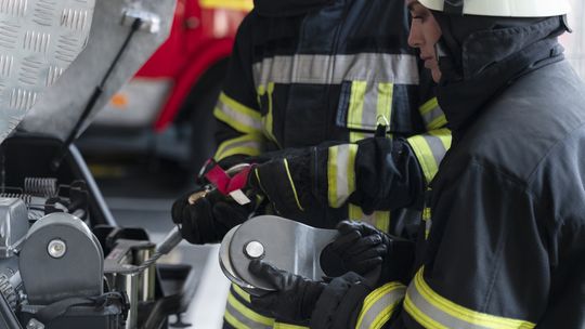 Dziesiątki interwencji strażaków i uszkodzone budynki
