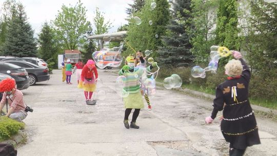 Fundacja „Dr Clown” wspiera wirtualnie małych pacjentów