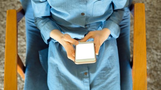 Gdy nietrzymanie moczu utrzymuje się dłużej niż miesiąc po porodzie..