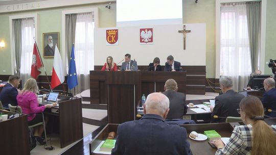 Głosowanie radnych po staremu