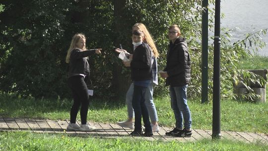 Gra terenowa z zagadkami w Ciekotach czyli quest "Śladami młodego Żeromskiego"