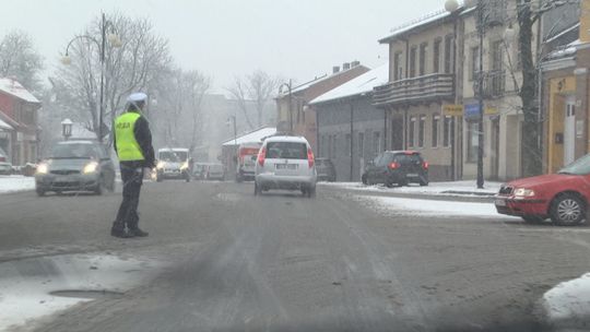 Ile pieniędzy pochłonęło zimowe utrzymanie dróg w powiecie jędrzejowskim?