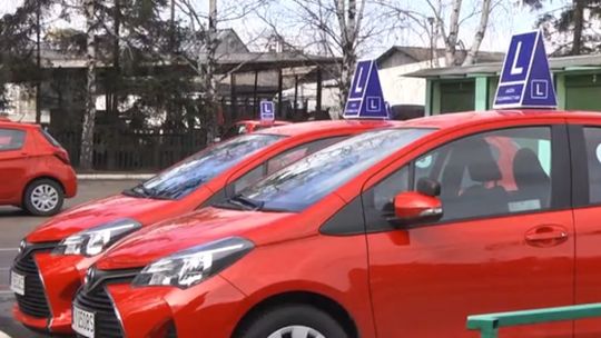 Wstrzymane egzaminy prawa jazdy