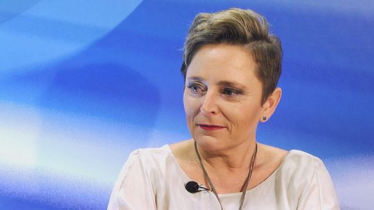 Izabella Frączyk: nigdy nie wiem, co napiszę na następnej stronie