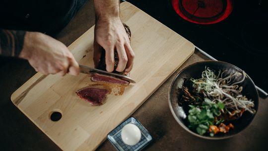 Japońskie noże kuchenne – precyzja, tradycja i jakość