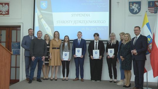 Jasny cel i sprecyzowane plany. Znamy stypendystów starosty jędrzejowskiego