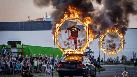 Kaskaderzy filmowi na żywo. Mamy bilety