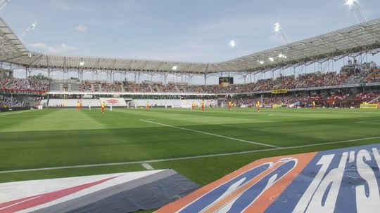 Kibice wracają na stadiony