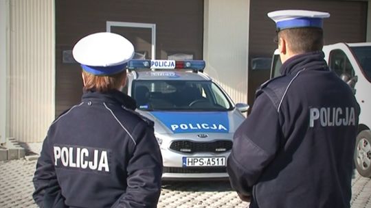 Kieleccy policjanci szukają świadków zdarzenia drogowego - kierująca nie zatrzymała się do kontroli