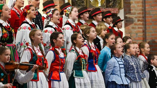 Kolęda, czyli pieśń o Bożym Narodzeniu mówiąca o zwycięstwie dobra w czasach zła