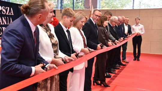 Kolejna nowoczesna hala sportowa oficjalnie otwarta! Wielkie święto w Skroniowie