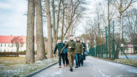 Kolejni ochotnicy stawili się na kieleckiej Bukówce 