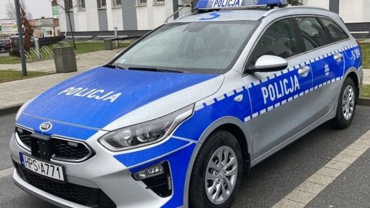 Kolejny nowy radiowóz trafił do policjantów w Końskich 