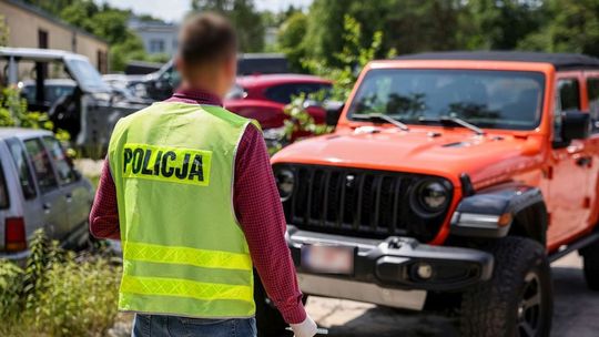 Kryminalni zlokalizowali i zlikwidowali "dziuplę" samochodową