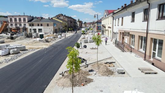 Kto kradnie nowe donice i sadzonki z centrum Końskich?