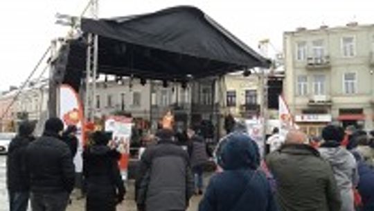 27. finał WOŚP rozpoczął się na sportowo. Licytacje i koncerty na kilku scenach