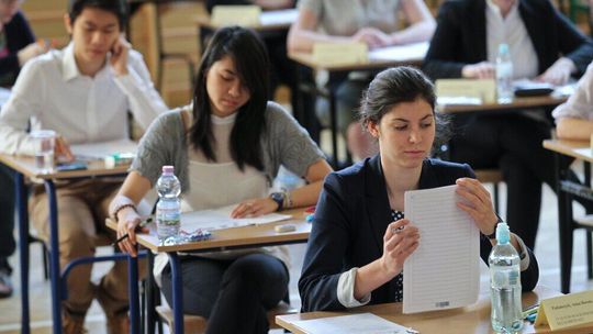 Maturę zdało 86,1 proc. tegorocznych absolwentów szkół ponadpodstawowych