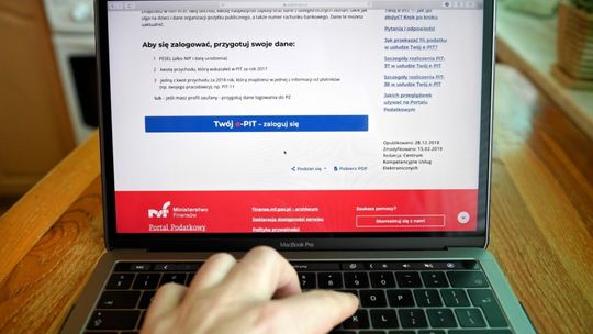 MF: podatnicy złożyli już ponad 5 mln e-PITów