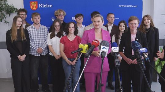 Minister Edukacji z wizytą u kieleckiej młodzieży. Państwo szykuje nową strategię młodzieżową