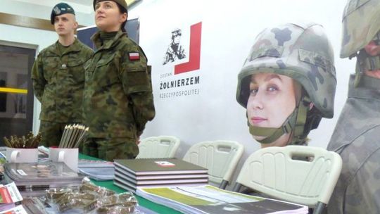 Mobilne Zespoły Rekrutacyjne szukają kandydatów do służby wojskowej