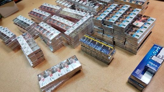 Mundurowi zabezpieczyli ponad tysiąc paczek nielegalnych papierosów 