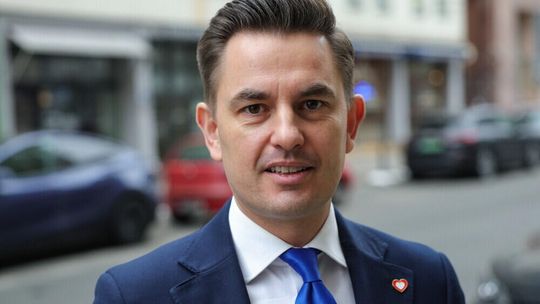 Myrcha przeprasza za grafikę wyborczą podczas ciszy wyborczej; przyczyną "błąd ładowania"