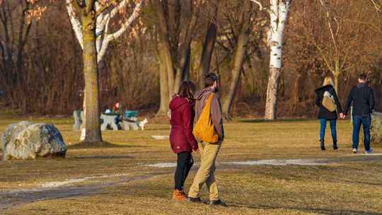 Najgorsza sytuacja demograficzna w Kielcach: pięć metropolii wysysa młodzież ze wsi i mniejszych miast